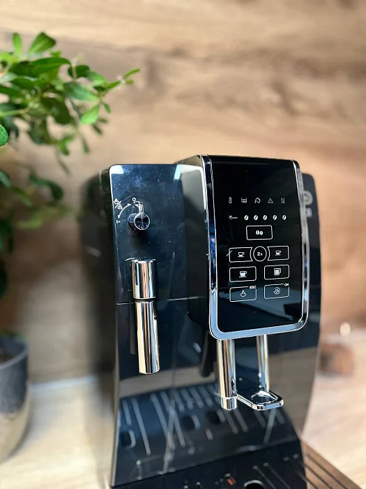 Automatyczny ekspres ciśnieniowy De'Longhi ECAM 350.15.B - AGD Group Łódź