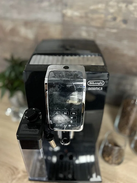 Automatyczny ekspres ciśnieniowy De'Longhi ECAM 350.55B - AGD Group Łódź