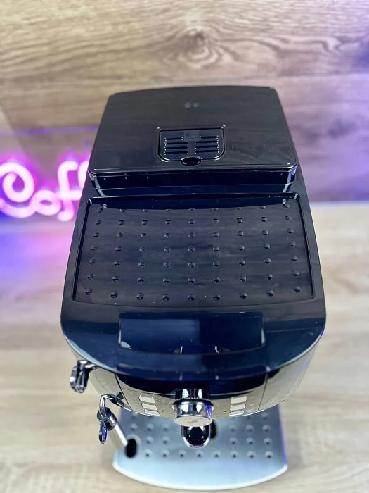 Automatyczny ekspres De'Longhi ECAM 21.117.B Magnifica S - AGD Group Łódź