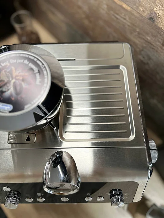 Kolbowy ekspres ciśnieniowy De'Longhi La Specialista Prestigio EC9355.M - AGD Group Łódź