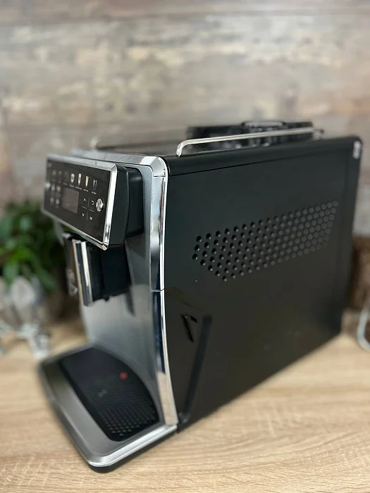 Automatyczny ekspres ciśnieniowy Saeco Xelsis SM7581/00 - AGD Group Łódź