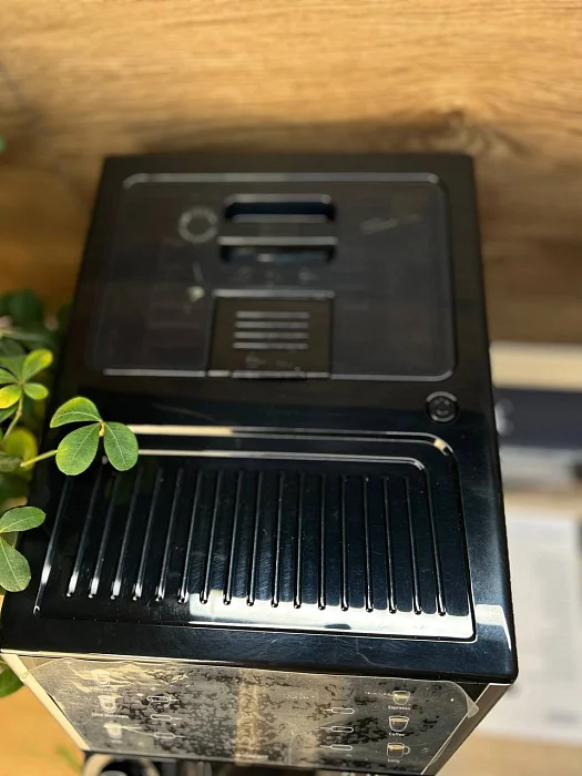 Automatyczny ekspres ciśnieniowy De'Longhi ECAM 550.65.SB - AGD Group Łódź