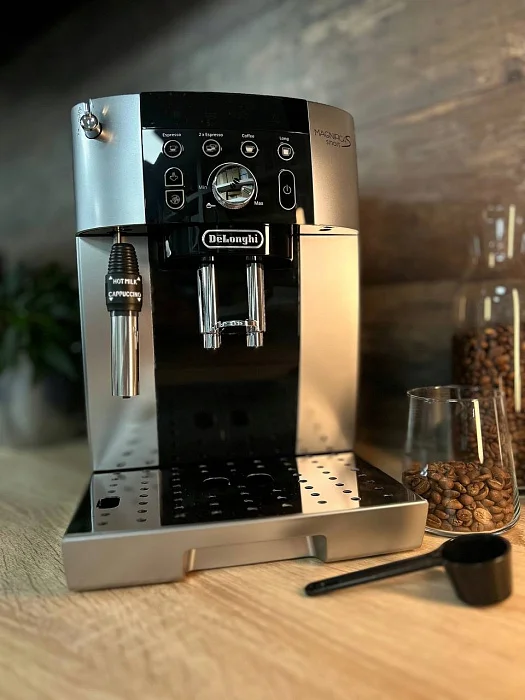 Automatyczny ekspres ciśnieniowy De'Longhi ECAM 250.23.SB - AGD Group Łódź