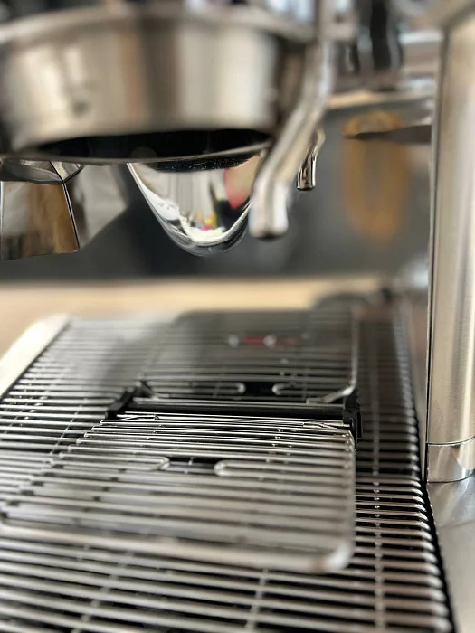 Kolbowy ekspres ciśnieniowy De'Longhi La Specialista Prestigio EC9355.M - AGD Group Łódź