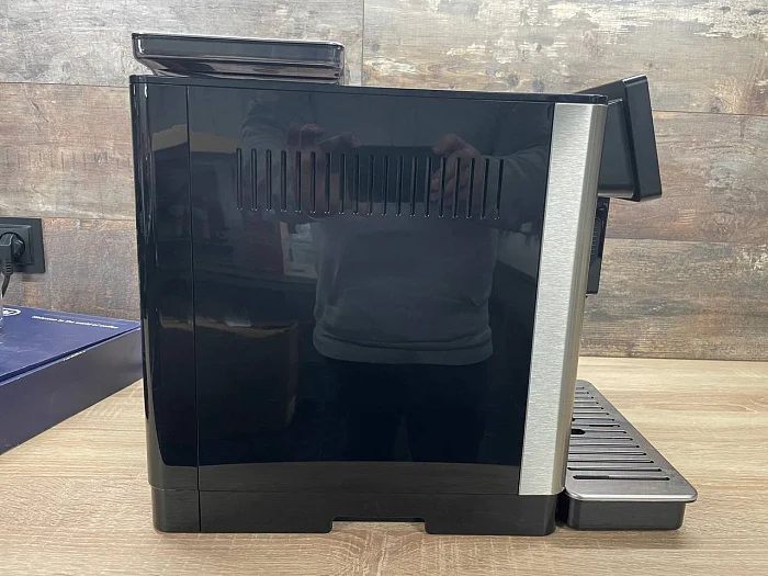 Automatyczny ekspres ciśnieniowy De'Longhi ECAM610.75MB PrimaDonna Soul - AGD Group Łódź