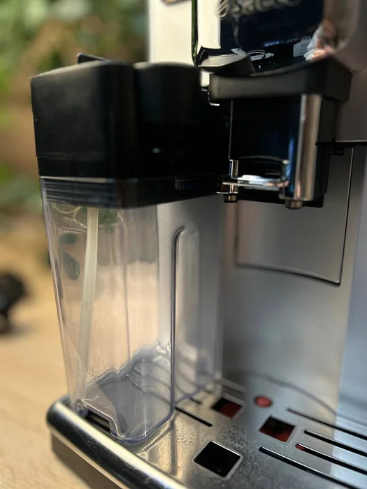 Automatyczny ekspres ciśnieniowy Saeco Incanto HD8918 - AGD Group Łódź