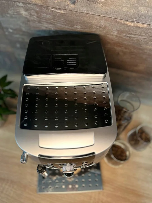 Automatyczny ekspres ciśnieniowy De'Longhi ECAM 250.23.SB - AGD Group Łódź